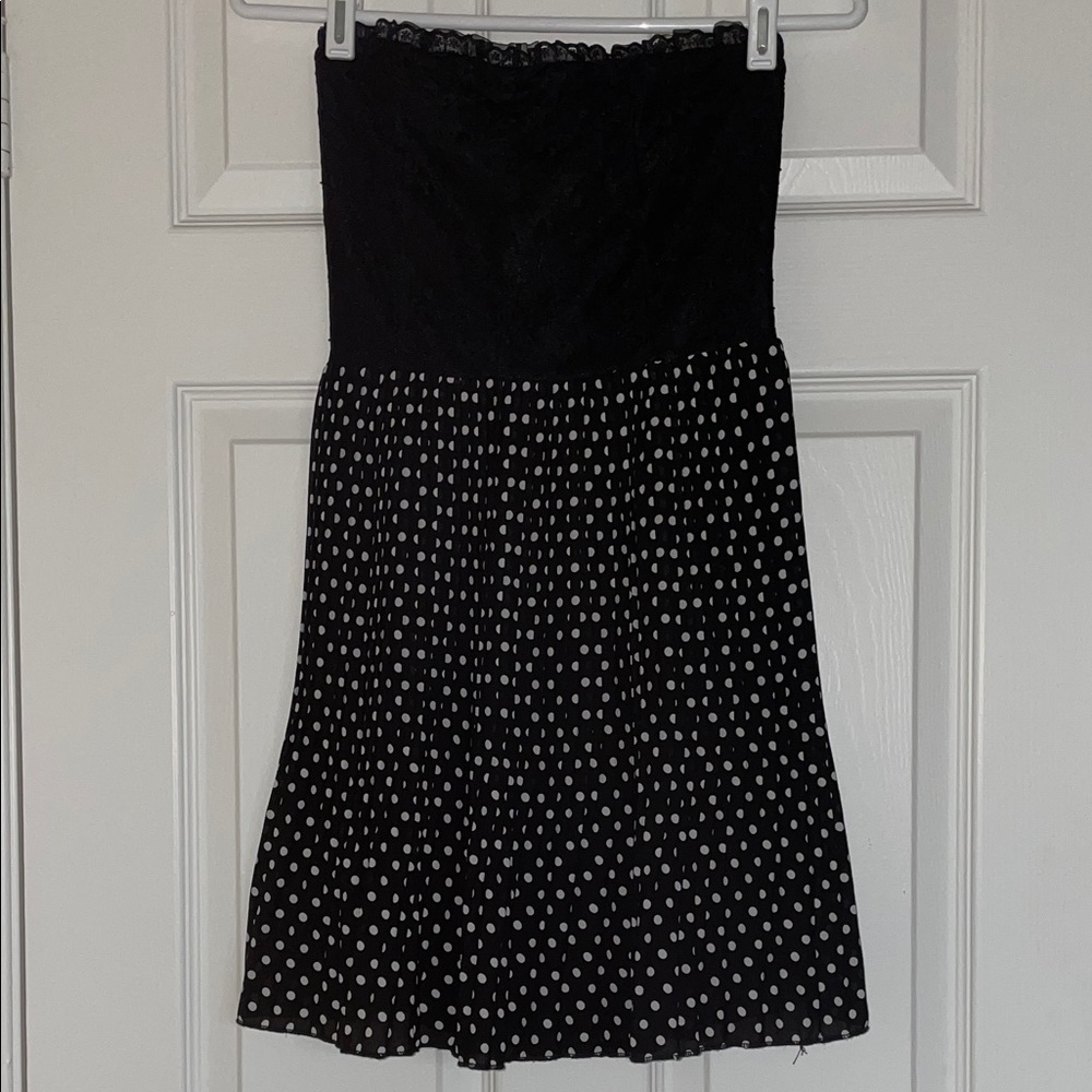 🖤 NWOT Pretty Black & White Polka Dot Strapless Dress / Long Too